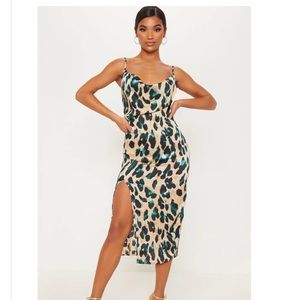 Slip Dress with side slit ready for any occasion